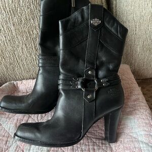 Women's leather Harley Davidson heeled boots